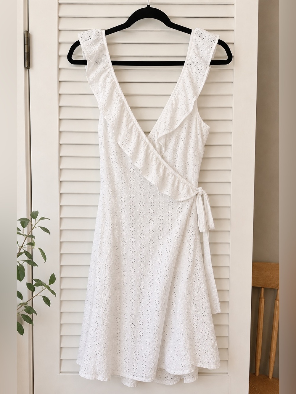 ASOS White Eyelet Wrap Dress – Size 12 – Ruffle Sleeves, Open Back Tie